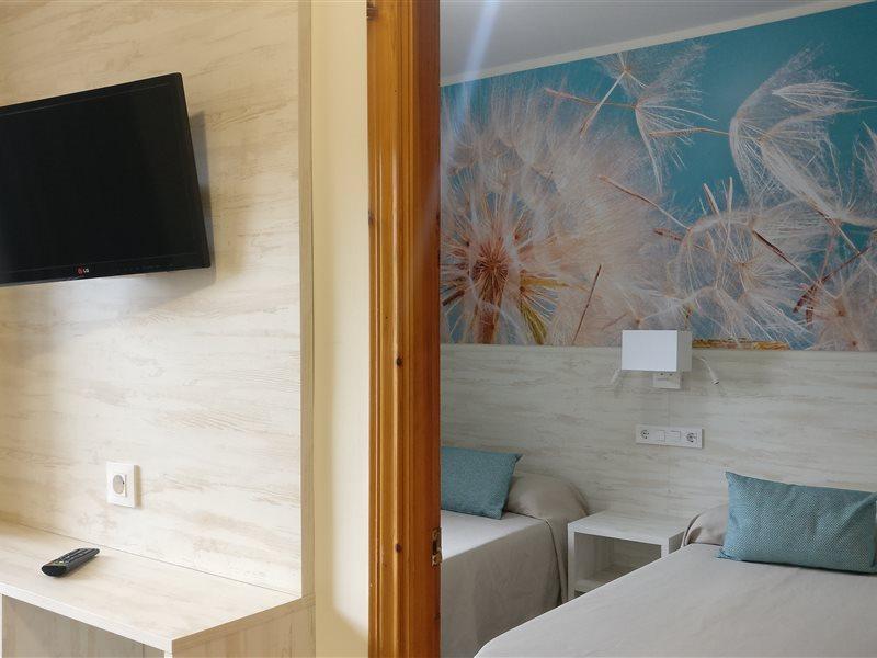 Aparthotel Las Mariposas Lloret de Mar Exterior photo