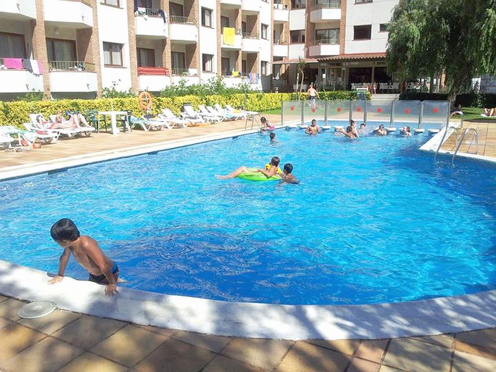 Aparthotel Las Mariposas Lloret de Mar Exterior photo